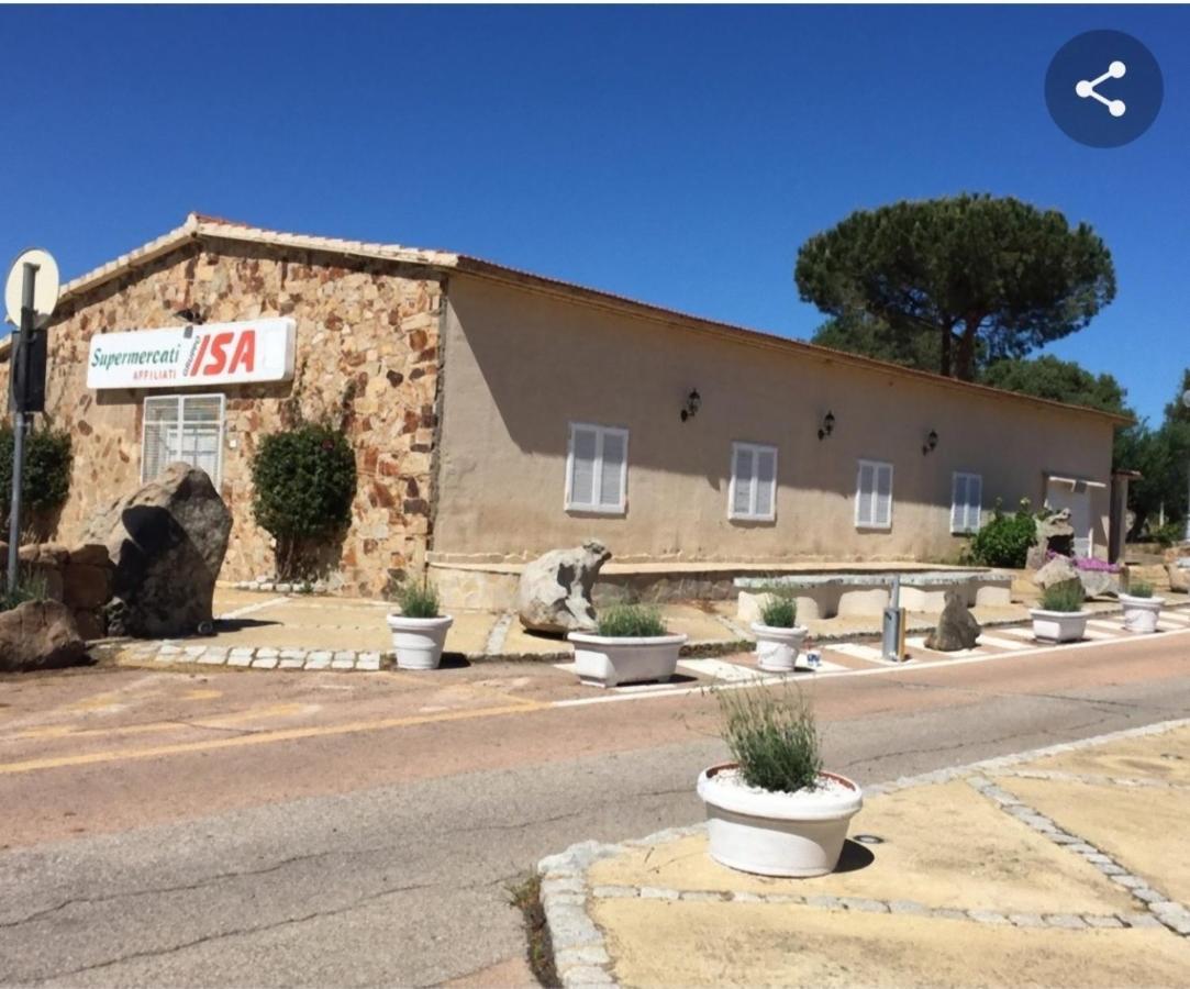 Appartamenti Marineledda Golfo Di Marinella Golfo Aranci Bagian luar foto